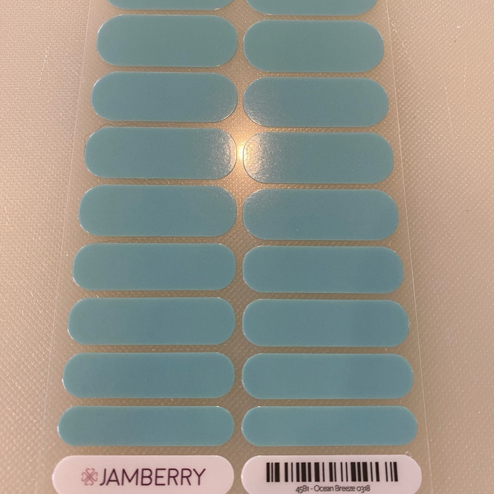 “Ocean Breeze” (full set) Jamberry Wraps